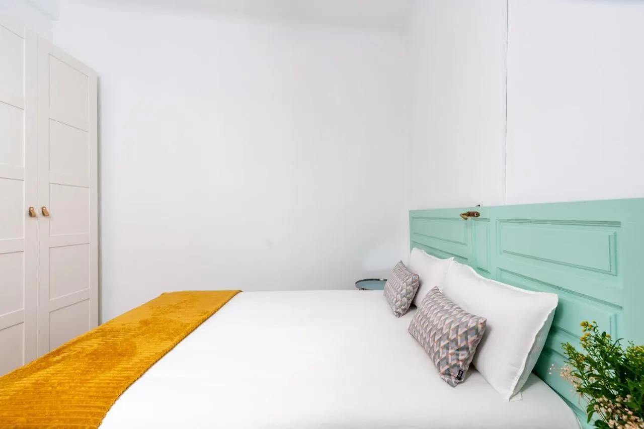 Centrico Y Luminoso Apartamento Seville