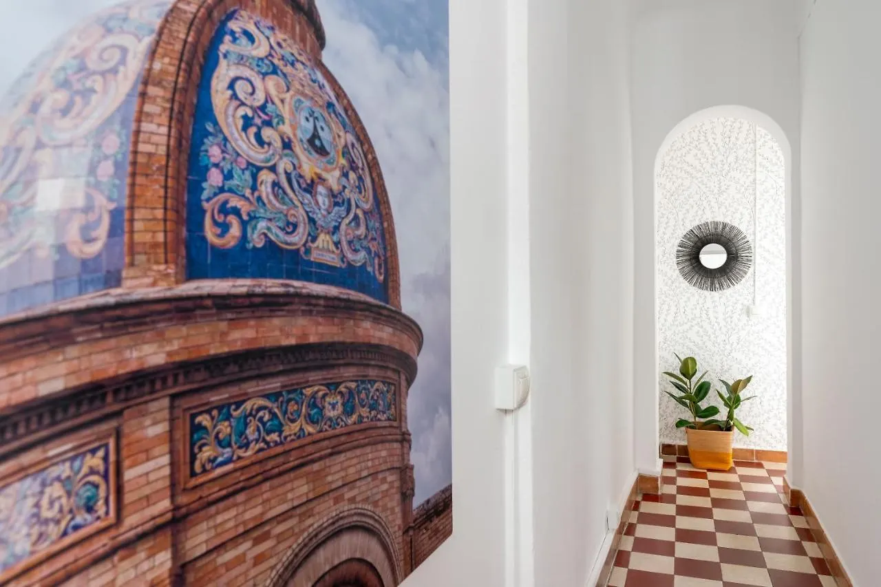 Centrico Y Luminoso Apartamento Seville